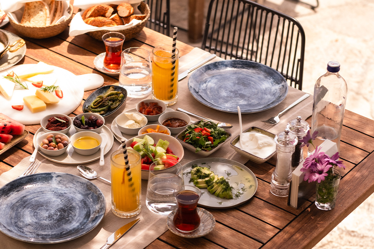 Adatepe'de Kahvaltı